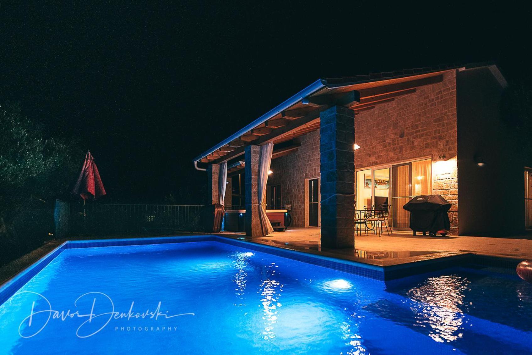 Island Villa Adriana With Heated Pool And Sauna Lun  Exterior foto